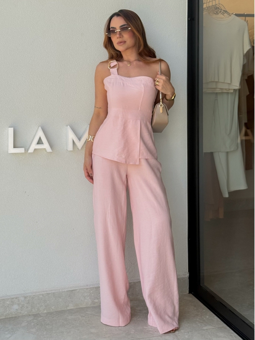 Macacão Fivela Cibele Rosa - Loja La Mina 