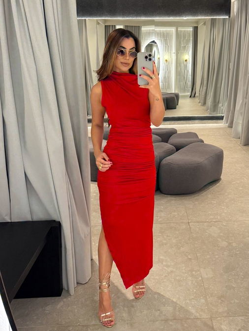 Vestido Midi Franzido Suplex Vermelho - Loja La Mina 