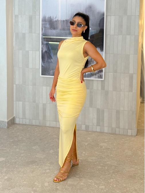 Vestido Midi Franzido Suplex Amarelo - Loja La Mina 