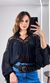 Blusa Crepe Gola e Ombro Rendado - Preto
