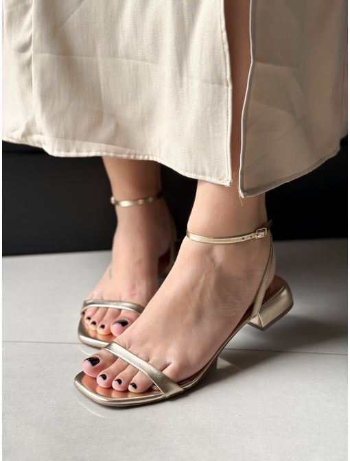 Sandália Cleo Dourada - 60149 - CB SHOES