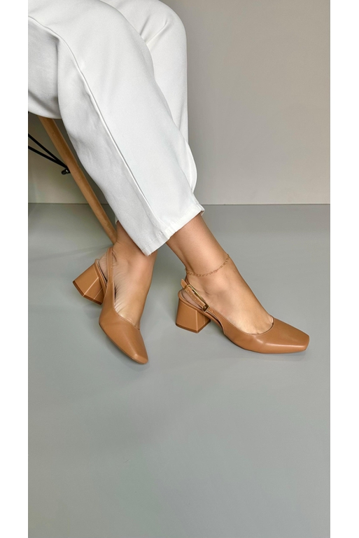 Scarpin Detalhe Fivela Bico Quadrado 6 cm_3168- Ca... - Carolina Lins