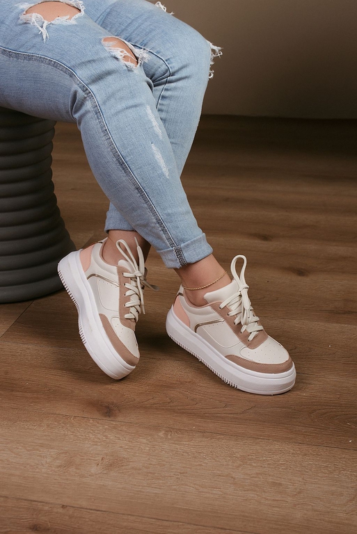 Tênis Solado Alto Detalhe Traseiro_326- Creme - Carolina Lins