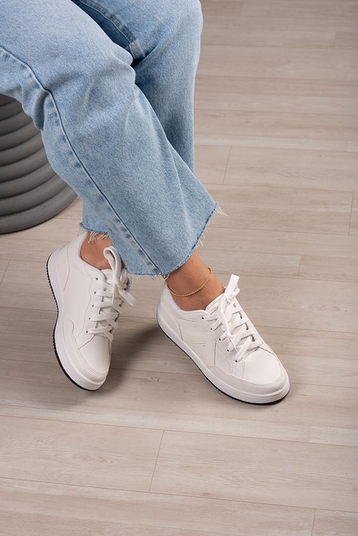 Tênis Detalhe V Sola Baixa_723- Branco