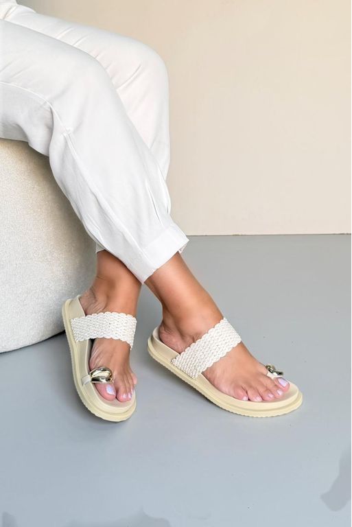 Sandália Papete em Couro Dedo Trama_3437- Off - Carolina Lins