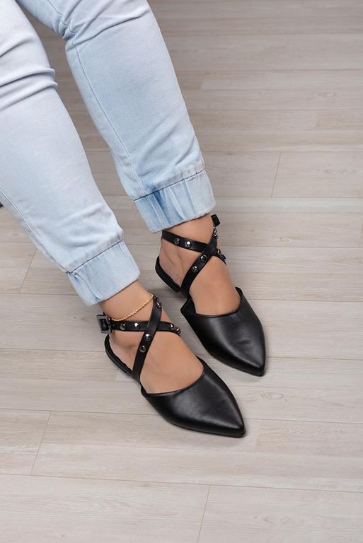 Sapatilha Slingback Tachas Cruzadas_488- Preto - Carolina Lins