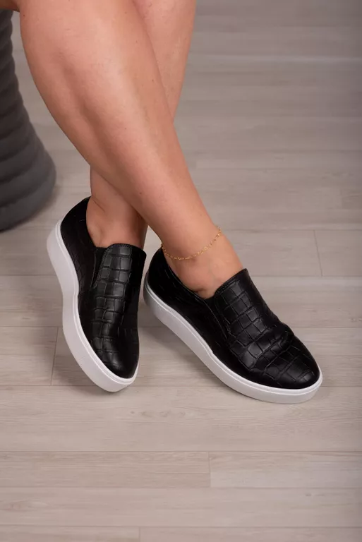 Tênis Slip On Croco_3194- Preto - Carolina Lins