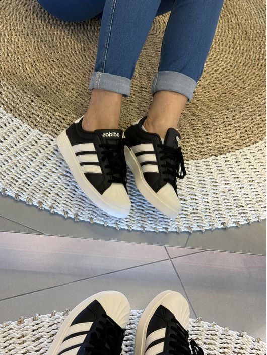 Tênis Adidas Street Talk Preto e Branco - K8284AD - CS BY KATI