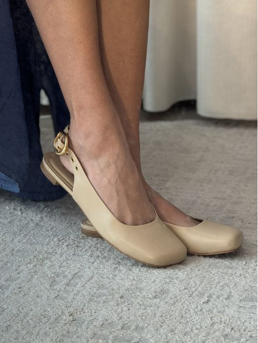 Sapatilha Slingback Carrano Bico Quadrado Bege 02... - CS BY KATI