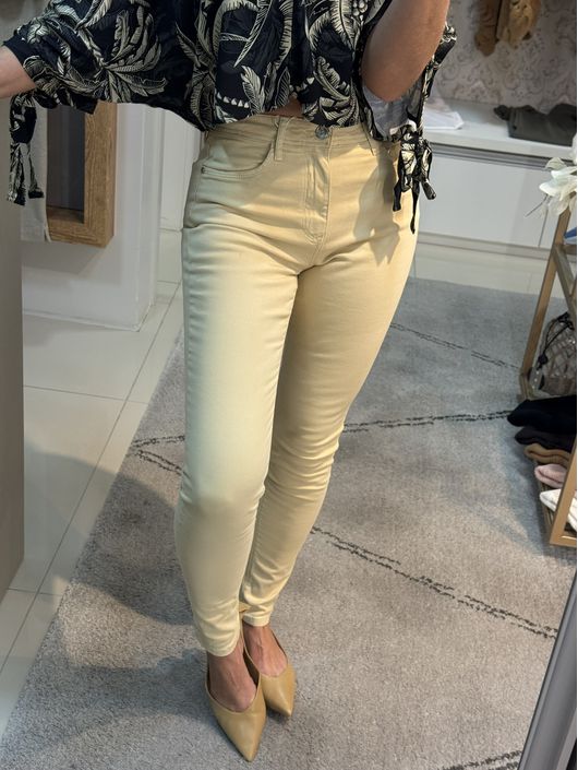 Calça Lez a Lez Skinny De Cintura Alta Em Sarja Be... - CS BY KATI
