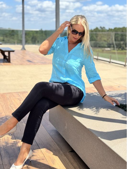 Camisa V Com Bolso Em Linho 100% Italiano Azul Tur... - CS BY KATI