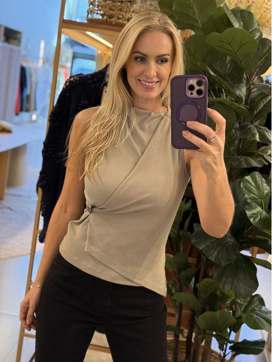 Blusa Lez a Lez Transpassada Canelada Com Enfeite ... - CS BY KATI