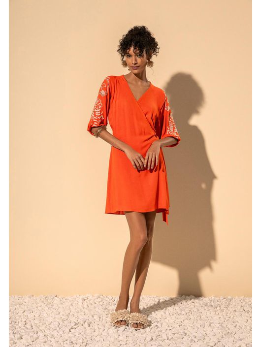 Vestido Curto Transpassado Com Mangas Bordadas E A... - CS BY KATI