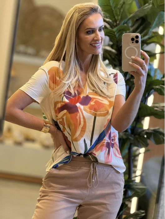 Blusa Lez a Lez Manga Curta Estampada Em Bege E La... - CS BY KATI