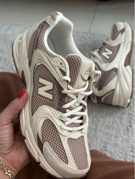 Tênis New Balance 530 Bege/Marrom 1607 - K1325260N - CS BY KATI