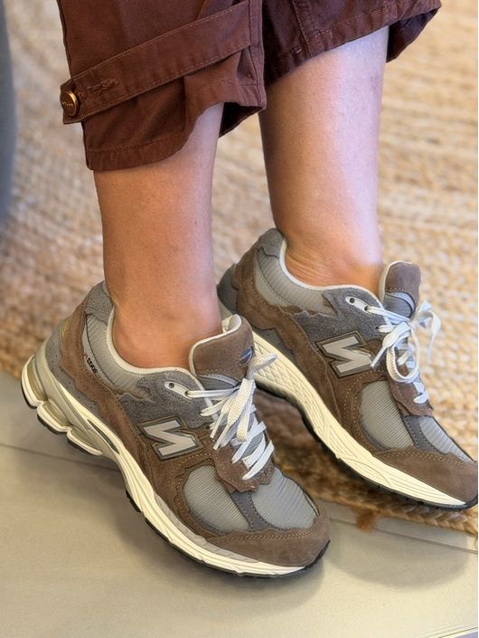 Tênis New Balance Marrom/Cinza 2602 - K48439NB - CS BY KATI