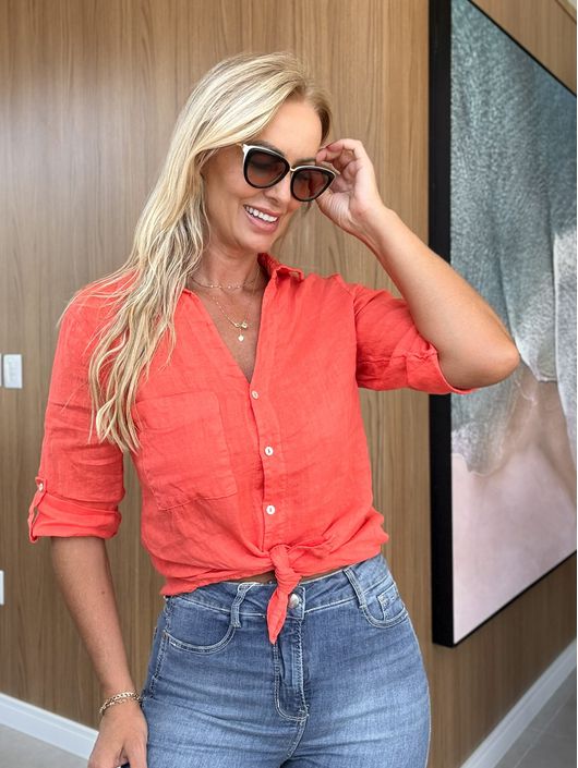 Camisa V Com Bolso Em Linho 100% Italiano Coral -... - CS BY KATI