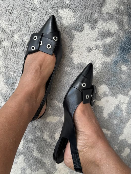 Sapatilha Slingback Laço Ilhós Couro Preto - K5070... - CS BY KATI
