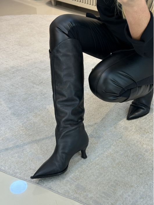Bota Vicenza Cano Alto Salto Médio Em Couro preto ... - CS BY KATI