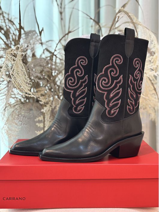 Bota Western Bordado Salto Bloco Couro Preto - K61... - CS BY KATI
