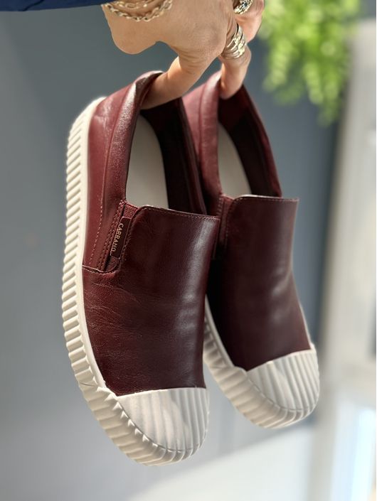 Tênis Kicks Slip On Couro Bordo 1402 - K344003C - CS BY KATI