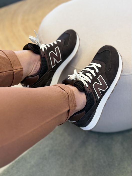 Tênis New Balance 574V2 Café 0702 - K349882N - CS BY KATI