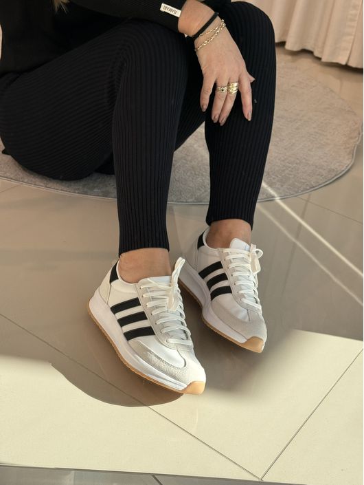 Tênis Adidas Preto E Branco 2706 - K123321AD - CS BY KATI