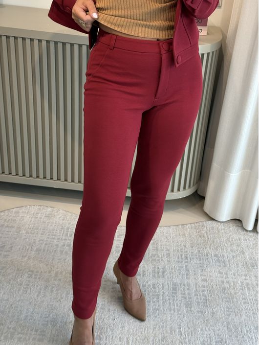 Calça Vanews Skinny Em Ponto Roma Vermelho - K1220... - CS BY KATI