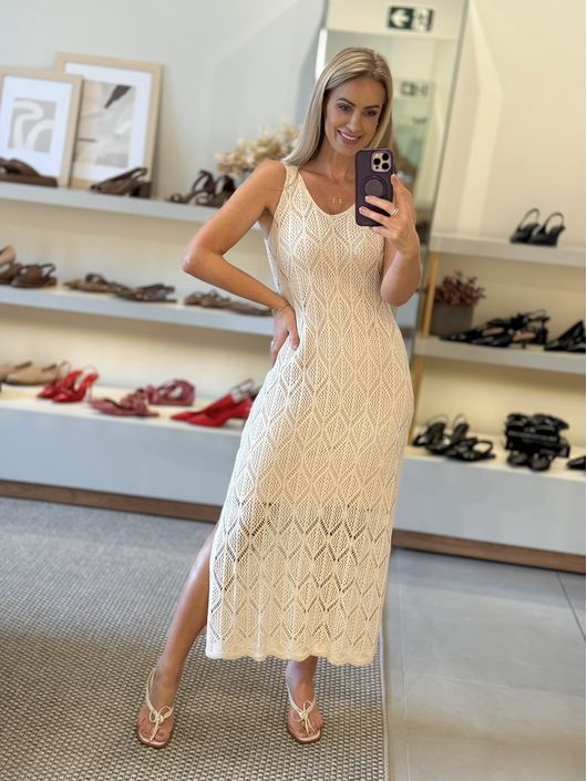 Vestido Le Bongã Tricô Longo Vazado Areia 0110 - K... - KATI MODAS