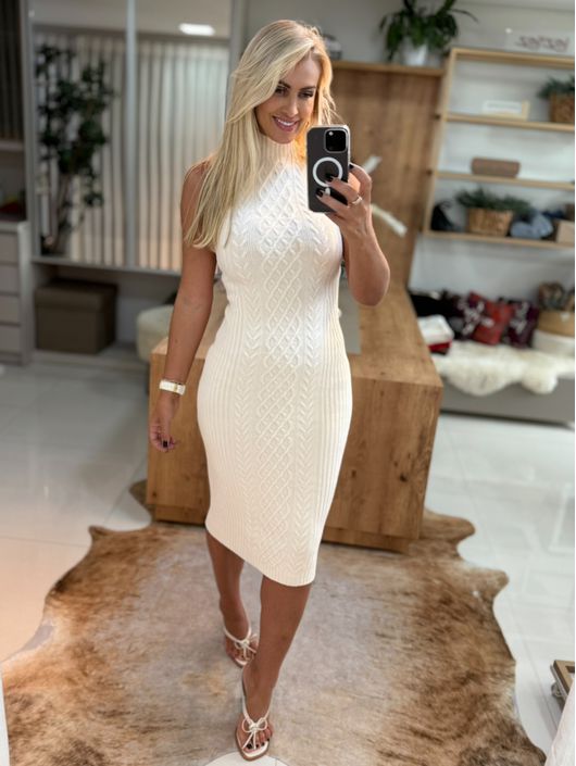 Vestido De Tricô Regata Trabalhado Bege - K019329... - KATI MODAS