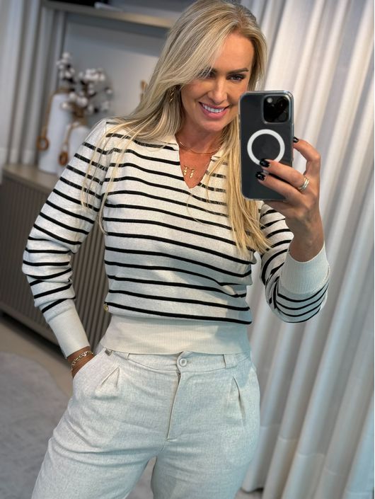 Blusa Abenção Com Gola Polo E Decote V Bege - K11... - KATI MODAS