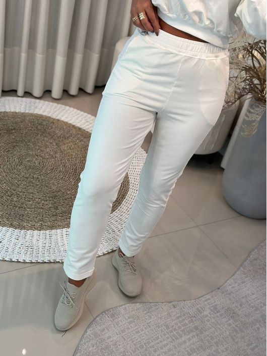 Calça Biamar De Moletom Com Bolso Off White - K11... - KATI MODAS