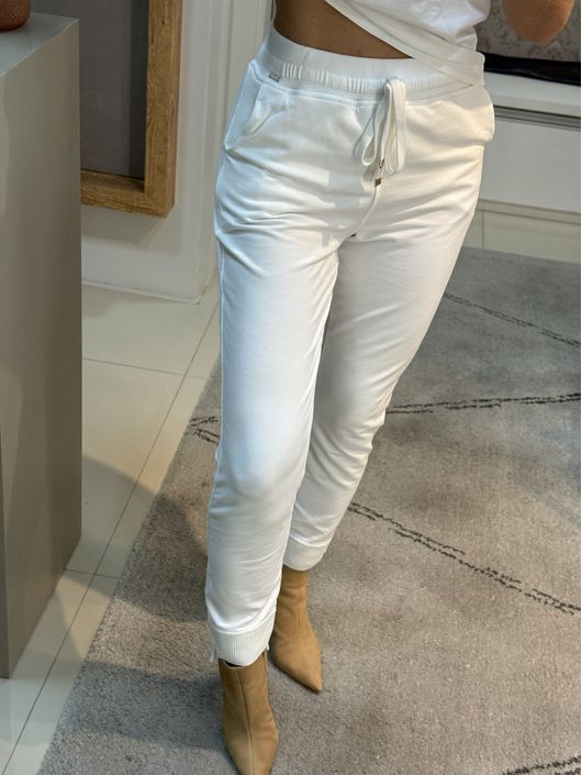 Calça Biamar Em Algodão E Barra Mullet Off White 1... - KATI MODAS