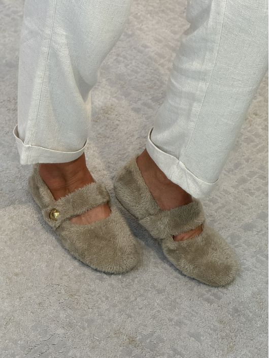 Sapatilha Hygme com pele Fendi 0805 - K5001H - KATI MODAS
