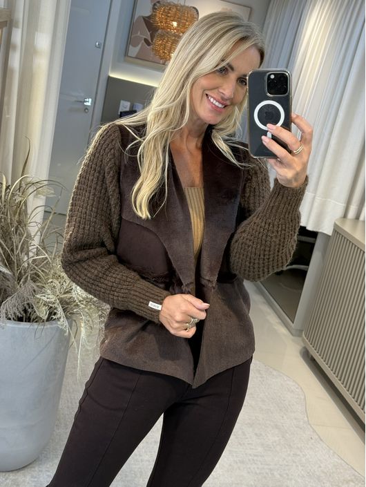 Casaco Biamar Com Recortes E Detalhes Em Suede e T... - KATI MODAS