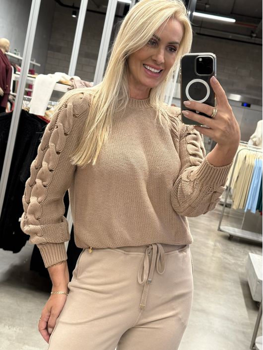 Blusa Abenção Com Manga Trançada Bege - K11747AB - KATI MODAS