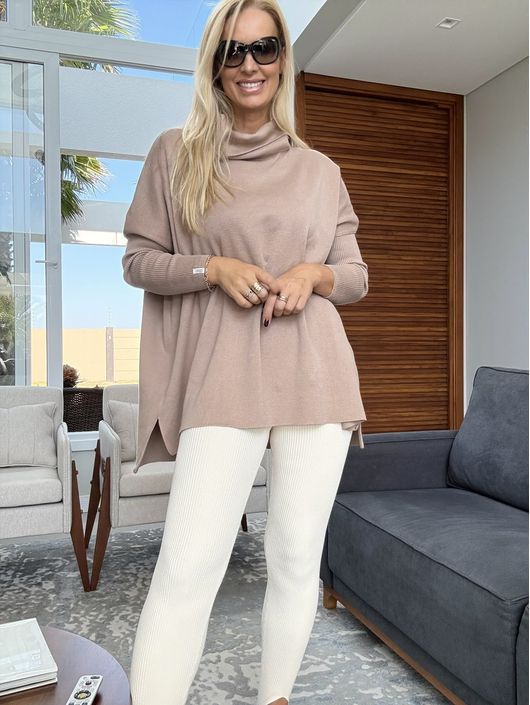 Blusa Biamar Ampla Com Gola Boba Bege - K11762AB - KATI MODAS