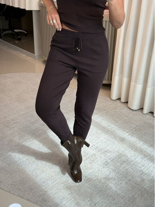 Calça De Tricô Com Barra Italiana Marrom - K15644... - KATI MODAS