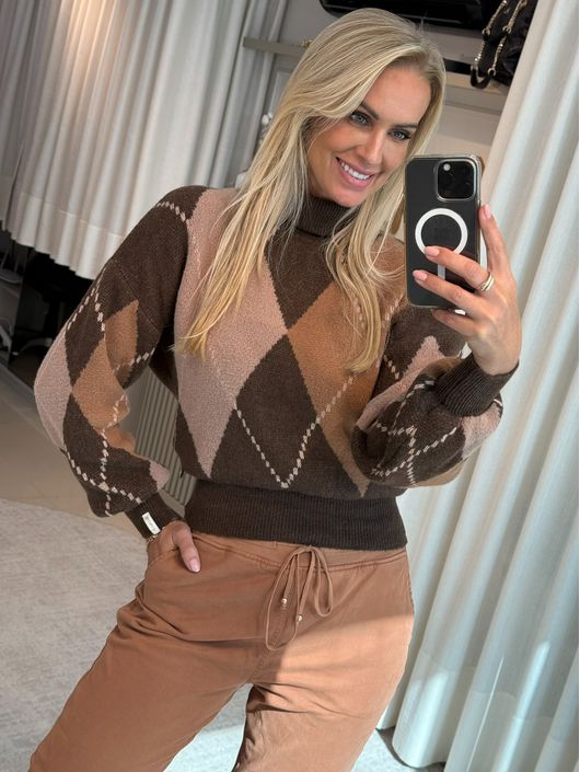 Blusa Biamar Geométrica Gola Alta Marrom 0905 - K... - KATI MODAS