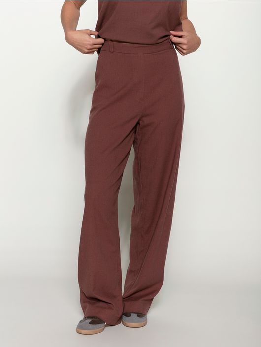 Calça Biamar Reta Com Bolsos Faca Marrom 1907 - K... - KATI MODAS