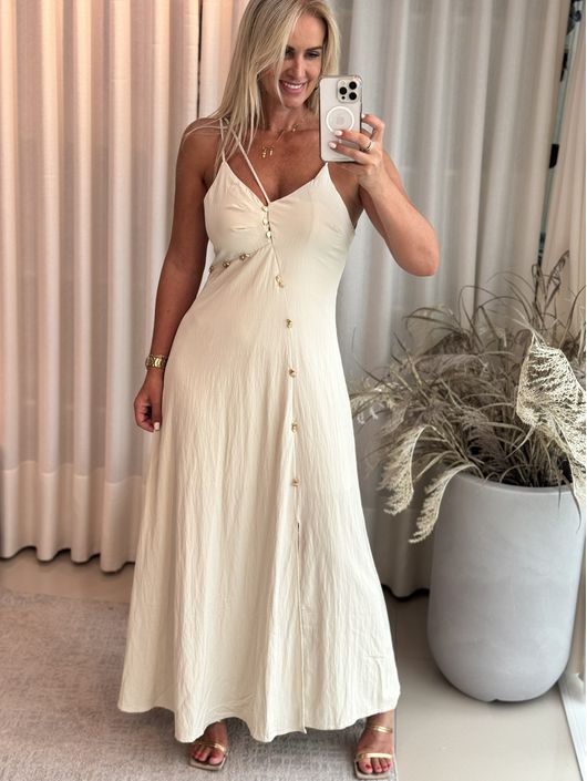 Vestido Aura Longo Com Botões Dourados Bege - K653... - KATI MODAS