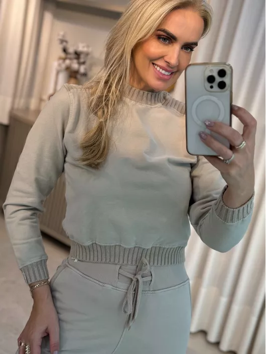 Blusa Biamar De Moleton Com Trico Na Barra, Punhos... - KATI MODAS