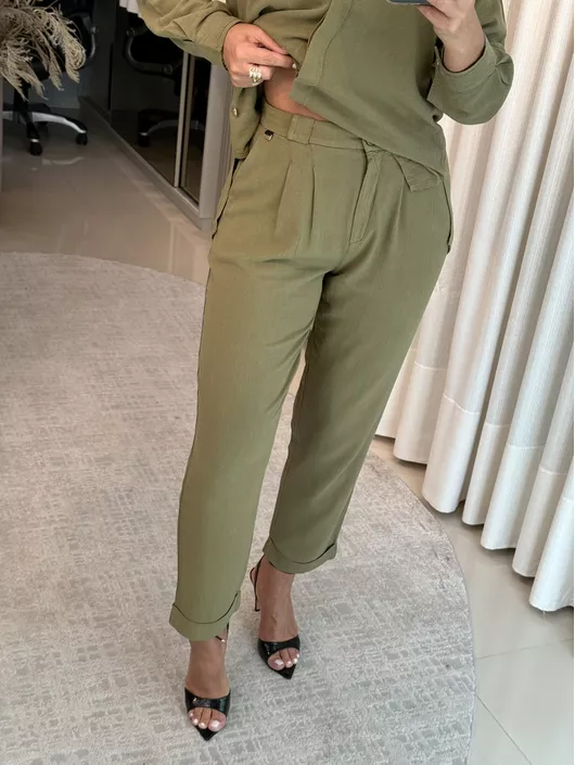 Calça Biamar Em Alfaiataria De Viscolinho Verde -... - KATI MODAS