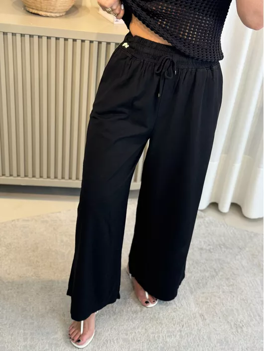 Calça Biamar Pantalona Com Elástico Preto - K11524... - KATI MODAS