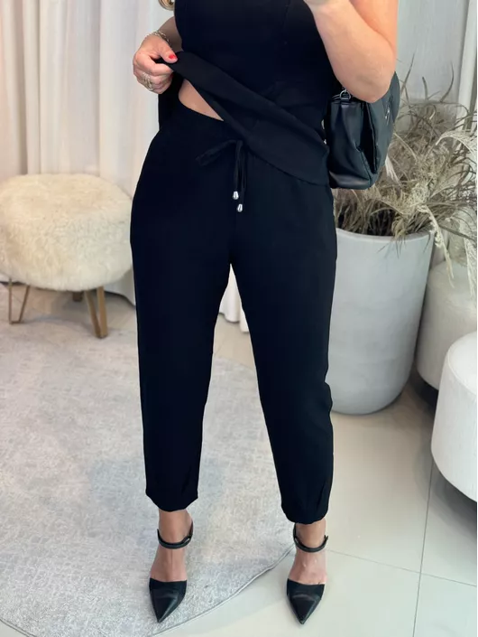 Calça Le Bongã De Alfaiataria Com Bolso Faca Preto... - KATI MODAS