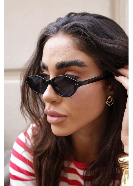 Óculos de Sol Elan Preto MAFÊ - Mafê Eyewear Store