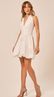 Vestido Curto com Decote V Off