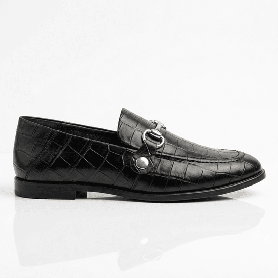 Mocassim Feminino Vittal Mara em Couro Legítimo Croco Preto com 2 Fivelas Removíveis