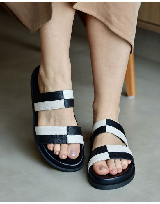 PAPETE SARAH COURO PRETO E OFF WHITE