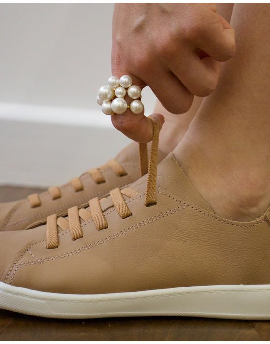 T NIS NINA EM COURO CARAMELO ETC. shoes